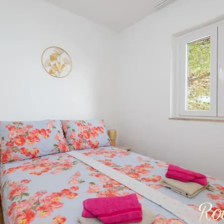 Diamond Sea - With Private Parking And A Big Terrace Over The Sea Дом отдыха