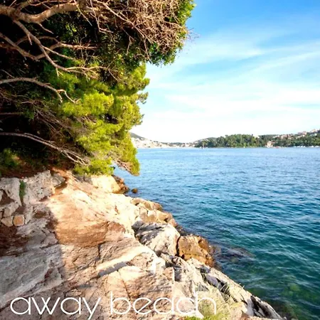 Diamond Sea - With Private Parking And A Big Terrace Over The Sea