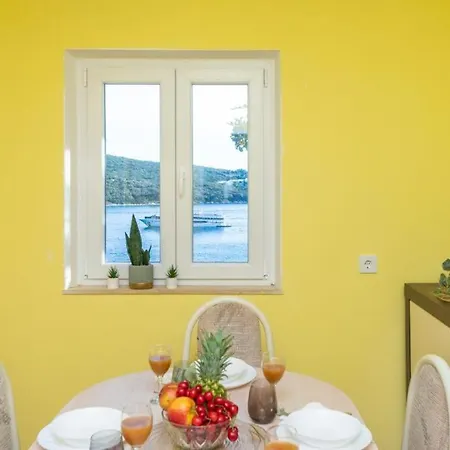 Hébergement de vacances Diamond Sea - With Private Parking And A Big Terrace Over The Sea