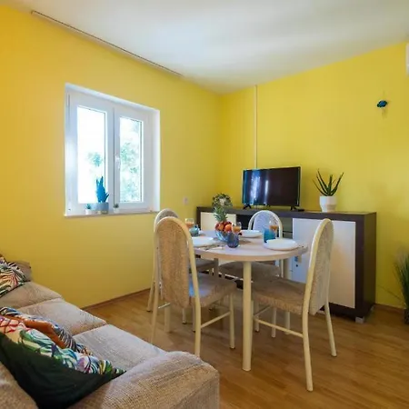 Diamond Sea - With Private Parking And A Big Terrace Over The Sea Feriehus Dubrovnik