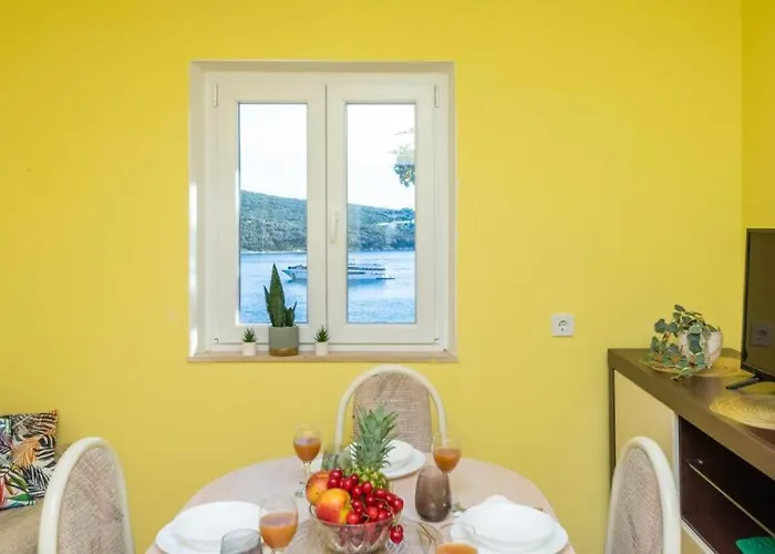 Casa de Férias Diamond Sea - With Private Parking And A Big Terrace Over The Sea